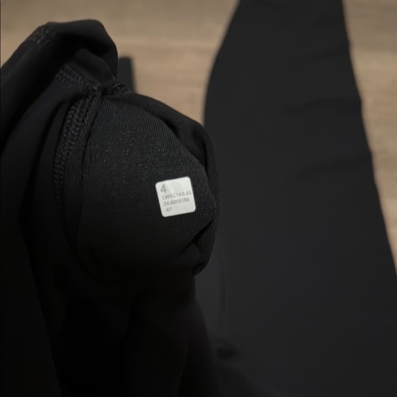 Lululemon Align Leggings 25” - Picture 3 of 3